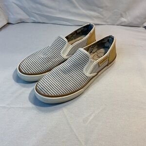 Tommy Bahama White & Navy Striped Boat Slip-On Shoes Size 8.5 Tan/Brown Accents